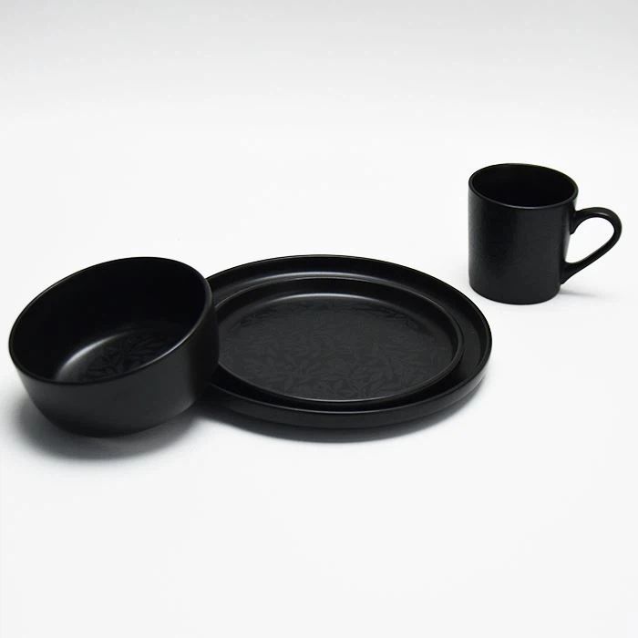 Black Flower Embossed Dinnerware Set